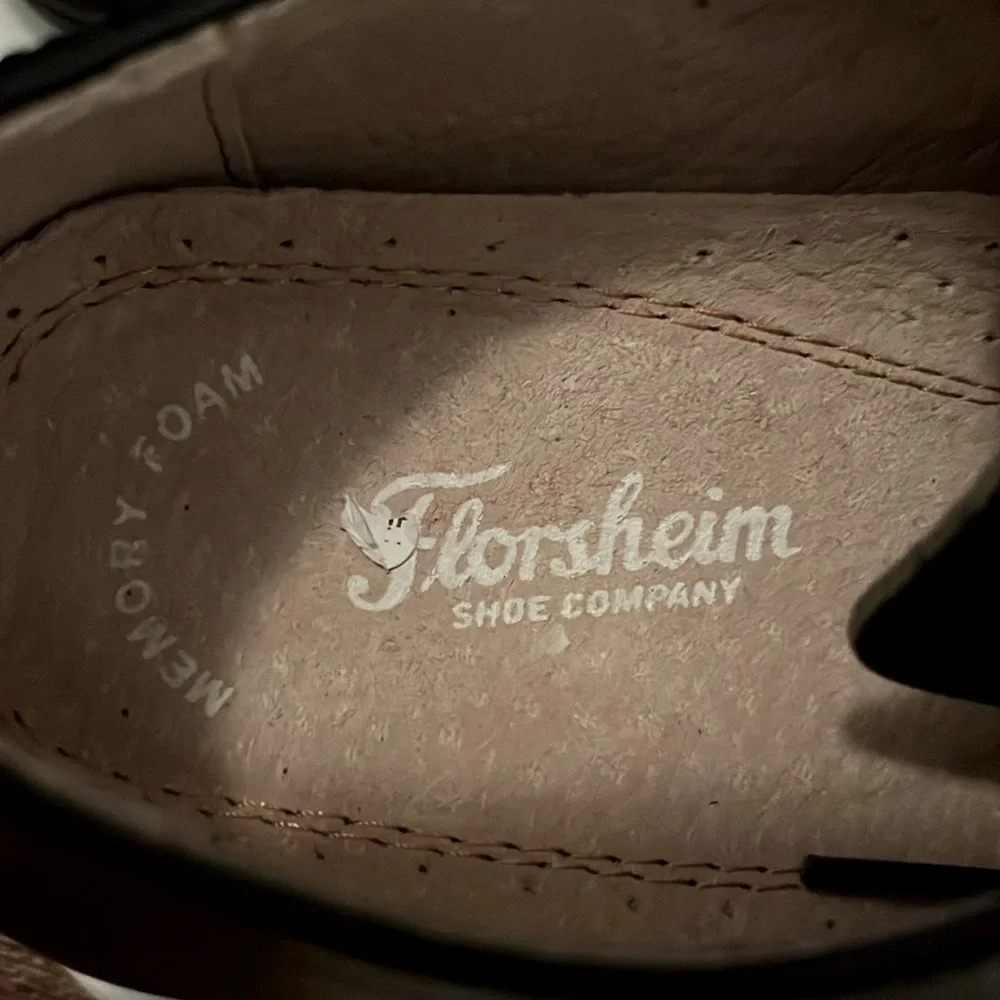 HOST PICK🙏Florsheim®Rolan Cap Toe Oxford Jr 💯Leather Memory Foam Bicycle Design